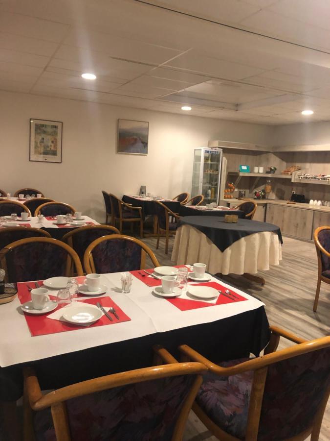Hotel & Restaurant Le Cardinal Poix-de-Picardie Luaran gambar