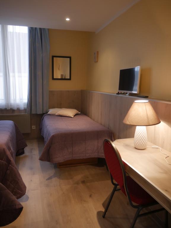 Hotel & Restaurant Le Cardinal Poix-de-Picardie Luaran gambar