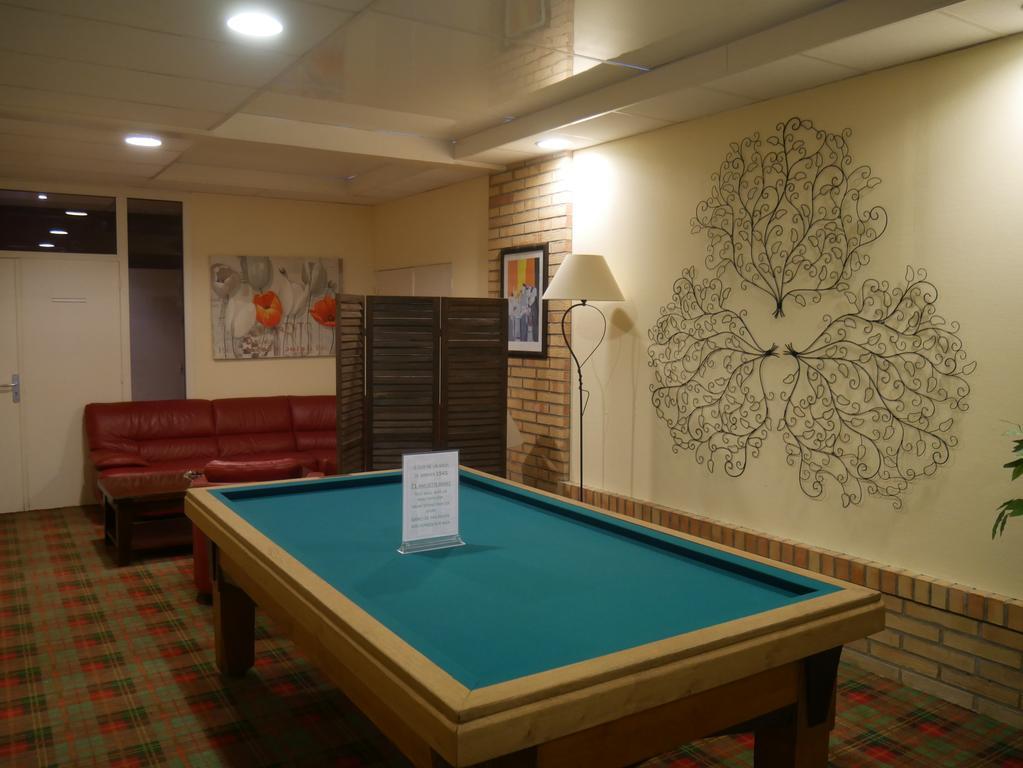 Hotel & Restaurant Le Cardinal Poix-de-Picardie Luaran gambar