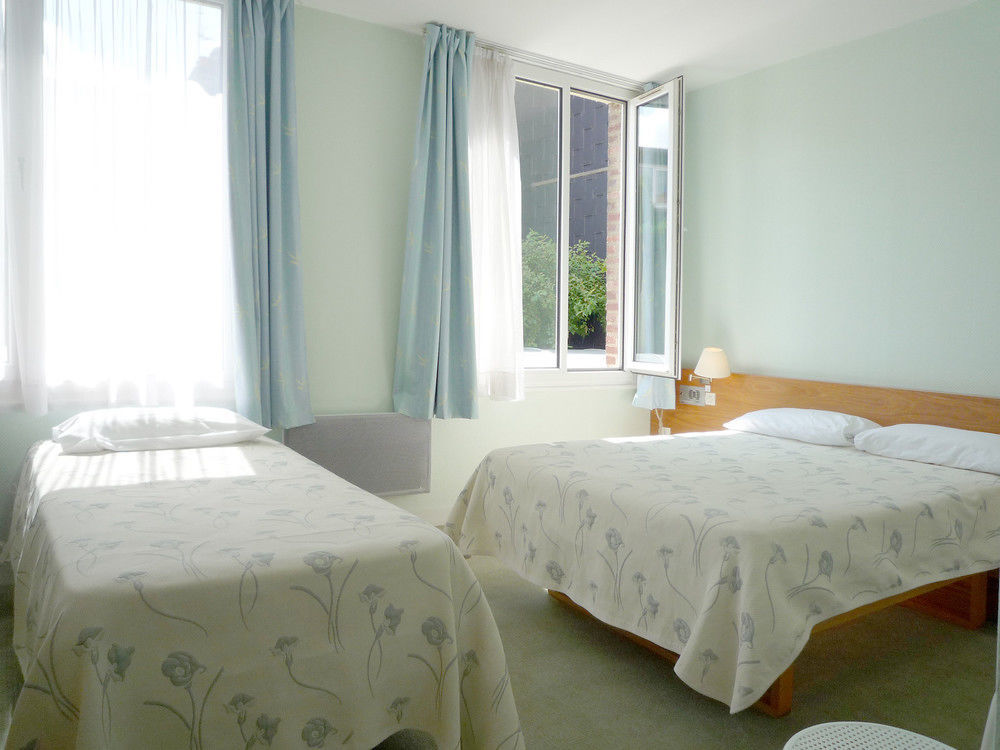 Hotel & Restaurant Le Cardinal Poix-de-Picardie Luaran gambar